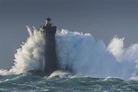 Lighthouse in breaking surf.jpg