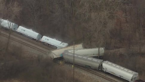 Freight train derailment Van Buren township Michigan Feb 16.jpg