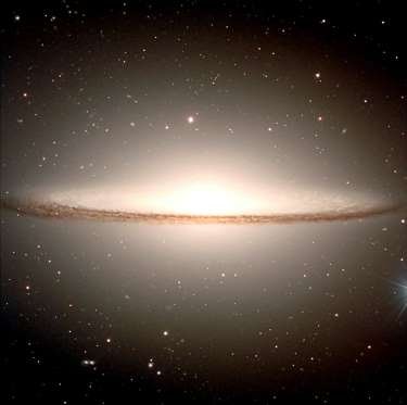 Sombrero galaxy 30 million light years, photo 2000.jpg