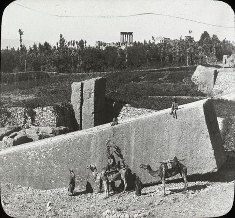 646px-Colossal_Hewn_Block,_Ancient_Quarries_Baalbek.jpg