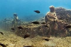 submerged ruins_Lake Van_2.jpg