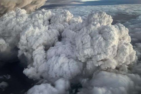 Pyrocumulus clouds from eastern Australian bushfires_Jan 2020.jpg